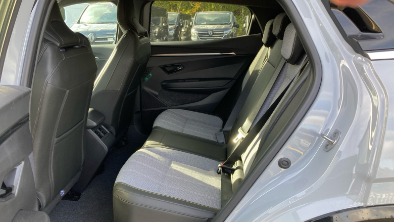 Renault Megane E-Tech EV60 160kW Iconic Comfort Range 60kWh 5dr Auto Electric Hatchback